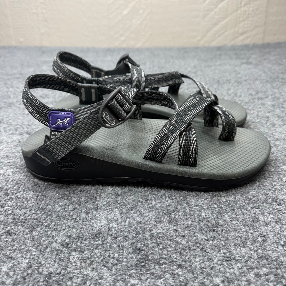 Chaco Z/Cloud 2 Sandals Men 10 Gray Black Double Strap Toe Loop Assembled in USA